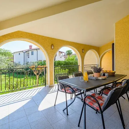 Josipa With Whirlpool * Πόρετς