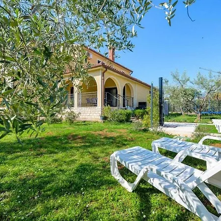 Διαμέρισμα Josipa With Whirlpool