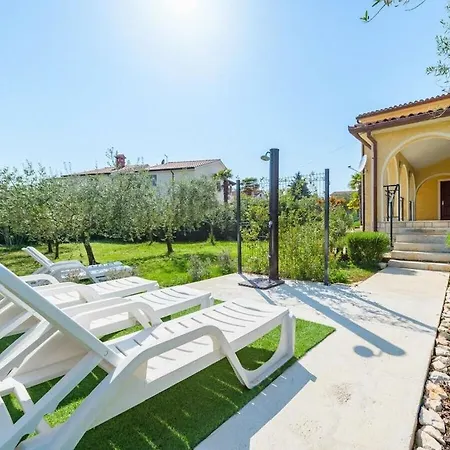 Josipa With Whirlpool * بوريتش