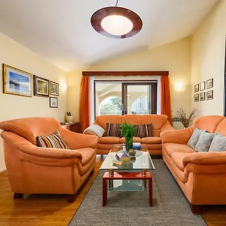 Josipa With Whirlpool * بوريتش