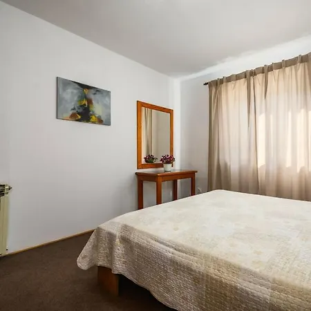 Διαμέρισμα Josipa With Whirlpool Πόρετς