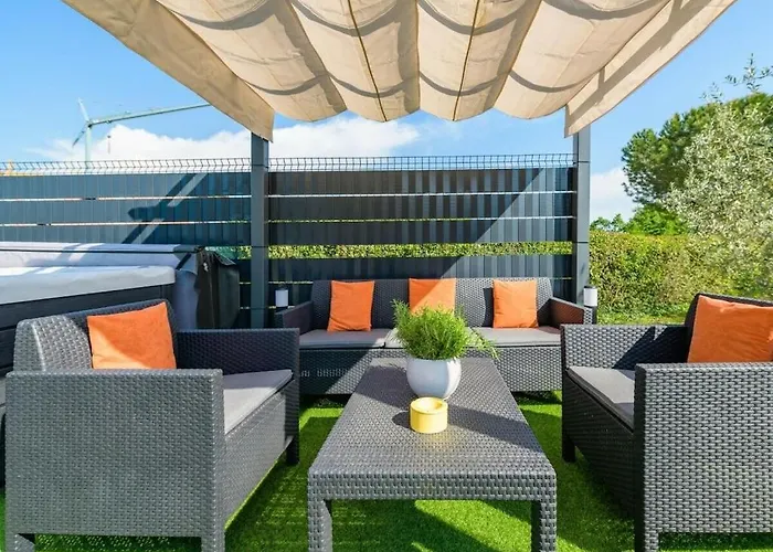 Josipa With Whirlpool Apartman Poreč