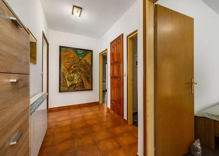 Josipa With Whirlpool Daire *