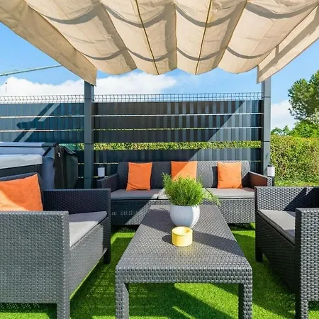 Josipa With Whirlpool Apartment Porec